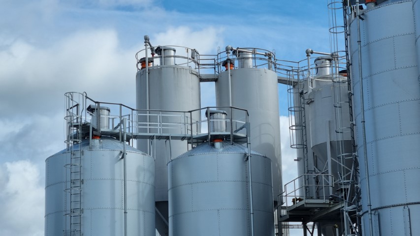 Silo för spackel i Glanshammar